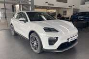 Porsche Macan Base