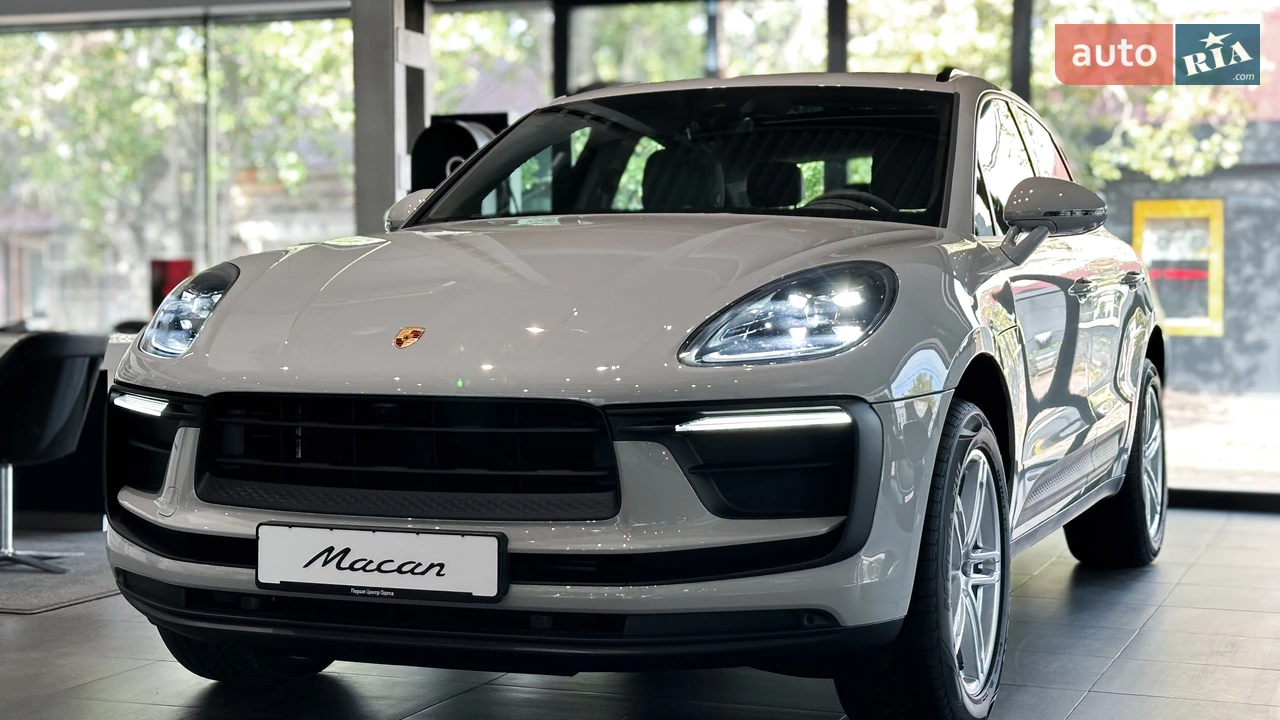 Porsche Macan Base