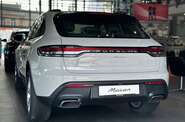 Porsche Macan Base