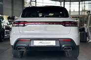 Porsche Macan Base