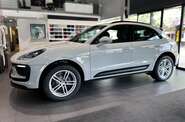 Porsche Macan Base