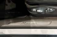 Porsche Macan Base