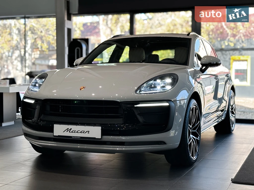 Porsche Macan Base