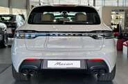 Porsche Macan Base