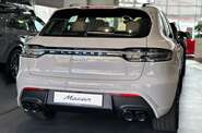 Porsche Macan Base