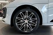 Porsche Macan Base