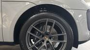 Porsche Macan Base