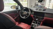 Porsche Macan Base