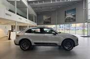Porsche Macan Base