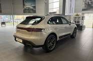 Porsche Macan Base