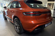 Porsche Macan Base