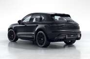 Porsche Macan Base