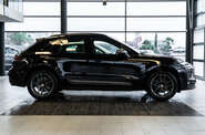 Porsche Macan Base