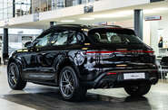 Porsche Macan Base