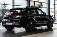 Porsche Macan Base
