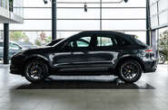 Porsche Macan Base