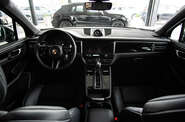 Porsche Macan Base
