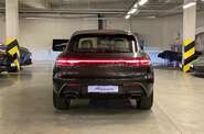 Porsche Macan Base