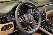 Porsche Macan Base