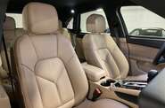 Porsche Macan Base