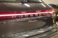 Porsche Macan Base