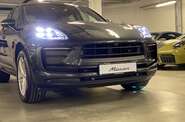 Porsche Macan Base