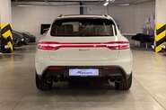 Porsche Macan Base