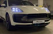 Porsche Macan Base