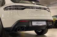 Porsche Macan Base