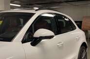Porsche Macan Base