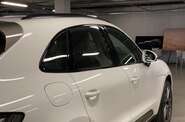 Porsche Macan Base