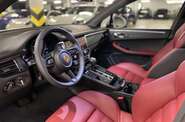 Porsche Macan Base