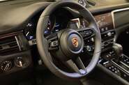 Porsche Macan Base