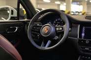 Porsche Macan Base