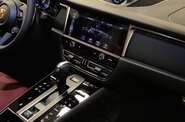 Porsche Macan Base