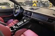 Porsche Macan Base