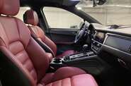 Porsche Macan Base