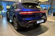 Porsche Macan Base