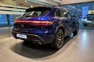 Porsche Macan Base