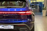 Porsche Macan Base