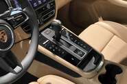 Porsche Macan Base
