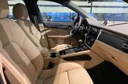 Porsche Macan Base