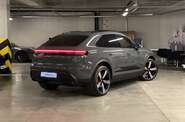 Porsche Macan Base
