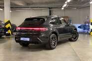 Porsche Macan Base