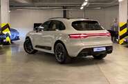Porsche Macan Base
