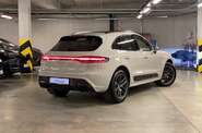 Porsche Macan Base