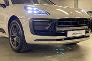 Porsche Macan Base