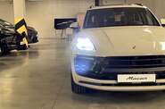 Porsche Macan Base