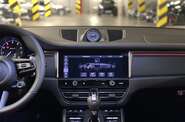 Porsche Macan Base