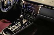 Porsche Macan Base